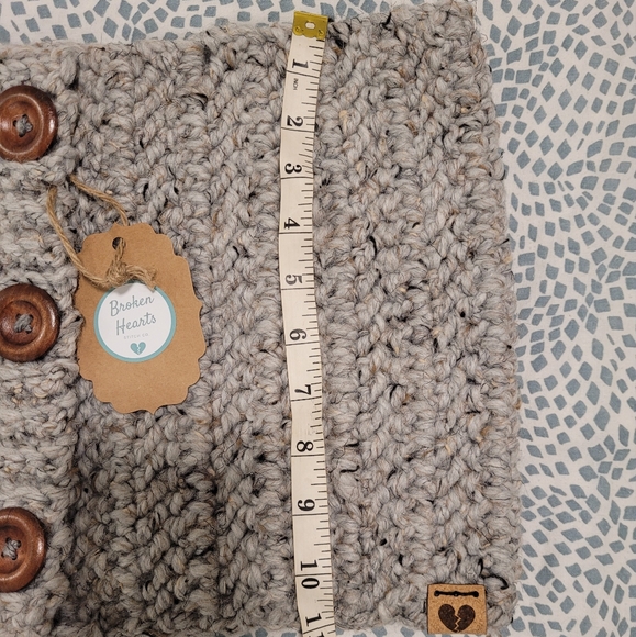 Handmade Cowl - Picture 2 of 3